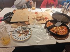必胜硬核肉多多比萨-必胜客(松雷店)