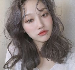 -诗悦发型SALON·圣罗兰店