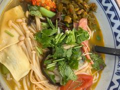 -蒙自源米线大王(信利城市广场店)