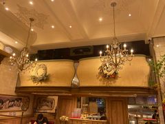 -玛格萝妮比萨屋(四平店)