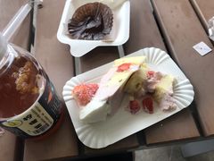 草莓慕斯蛋糕-三只蜜蜂蛋糕(东城店)