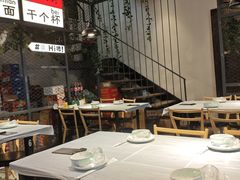 -学士怪怪龙虾·川菜·烧烤(学士街店)