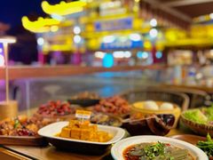 -隔壁老王·家常云南菜(花巷店)