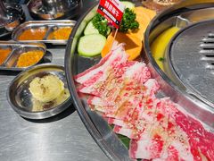 -哈哈碳都·牛肋条无限自助烤肉(台江万达店)