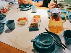 -荷塘秋月·本帮江浙菜(国权路店)