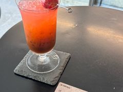山楂树-BE NORMAL CAFE(霞溪路店)