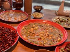 -先启半步颠小酒馆(白麓里店)
