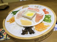 -芸南道·过桥米线(昆明老街旗舰店)