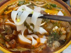 -花溪牛肉粉(八鸽岩店)