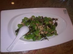 香椿芽拌蚕豆-钦善斋(武侯祠店)
