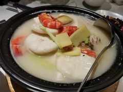 杂锦海鲜豆腐煲-闻见中国海南菜(K11店)