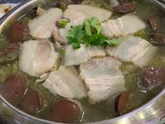 杀猪菜-嘎吧锅私家菜馆(新村十区店)