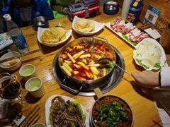 -大众跷脚牛肉馆·非遗传承单位(峨眉山店)