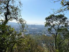 -灵岩山风景区