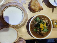 -胡仕光陵水酸粉