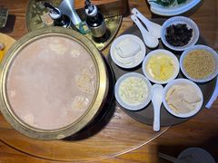 蒙古奶茶-蒙艾里民族传统菜蒙餐