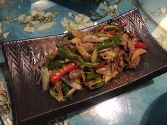 酸木瓜炒牛肉-紫滇源云南生态菜(丹凤街店)