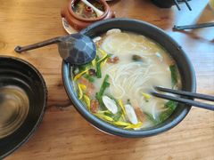 -桥香园云南过桥米线(红龙井店)