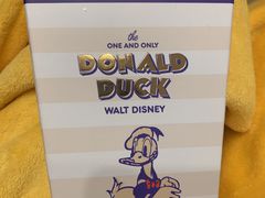 -名创优品(北京新中关购物中心地铁层店)