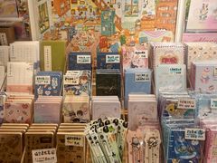 -猫的天空之城概念书店(苏州诚品店)