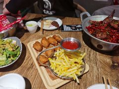 -叶派龙虾•招牌香辣蟹·海鲜(中海国际店)