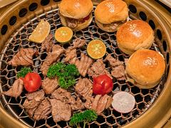 -極屋鮨牛 · 烧肉酒场(时代C馆店)