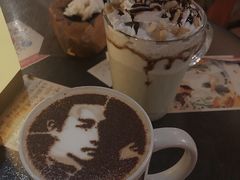 -为你钟情咖啡馆(春熙路太古里步行街店)