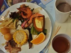 -舜耕山庄四时万和自助餐厅