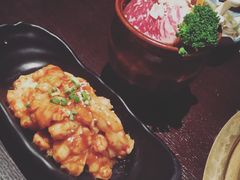 -山川小町·极番烧肉(新地假日广场店)