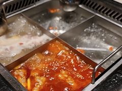 -海底捞火锅鲜切牛肉主题店(长寿路店)