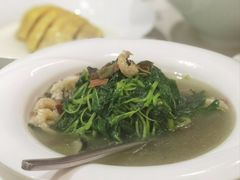 -梅龙镇酒家(南京西路总店)
