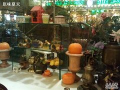 2011-05-05&nbsp;20.29.46-露西亚咖啡西餐厅(哈尔滨俄侨纪念馆店)