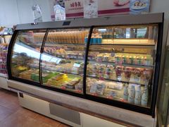 面包甜点陈列柜-味多美蛋糕(新和平里店)