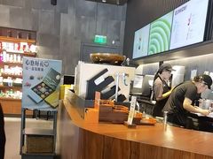 -星巴克(杭州临平银泰城B1店)