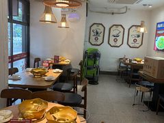 -聚鑫朋酸菜肥肠(九龙仓店)