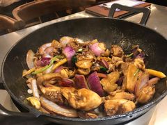 -胡须佬鸡煲四季火锅店(石厦西村直营店)
