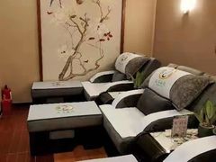 -鸿泰龙·天下易行·足道·SPA(来福士店)