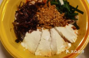 Oil Chicken Mushroom Tofu Flower Cold Rice Noodles