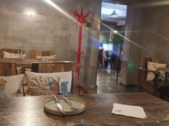 -HIGH FIVE哈福手工汉堡(桂林路店)