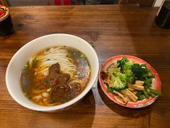 -矮子粉店1985·长沙米粉(湘春路店)