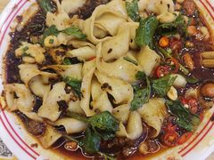 -犟一碗双椒鸡面(得意世界店)