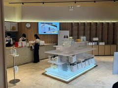 -银座仁志川·生吐司专门店(香港广场店)