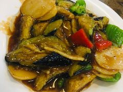 -周家大连水饺(美专校街店)