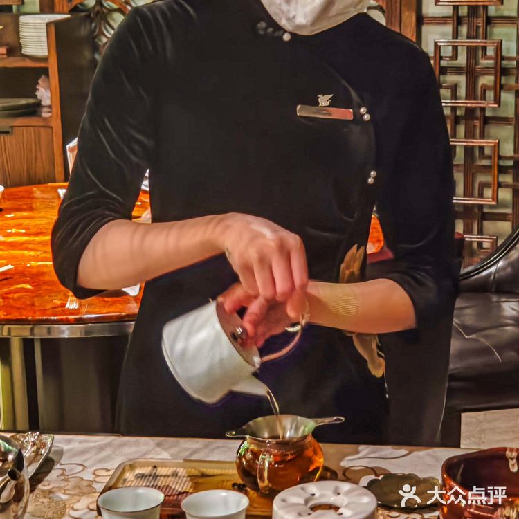 仪式感拉满的五⭐星级酒店中餐厅