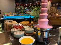 -广州万富希尔顿酒店·感趣自助餐厅·金秋蟹宴生蚝海鲜刺身