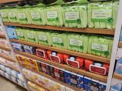 -名创优品(广东省广州琶洲保利广场店)