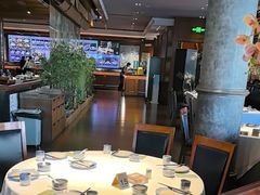 -八府香鸭·啫啫煲(华山路店)