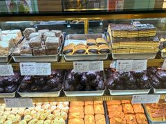 -上海哈尔滨食品厂(浦商百货昌里店)