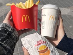 -麦当劳甜品站(高德置地广场春广场店)