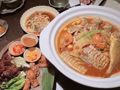 -连鹭海鲜·海肠捞饭·海胆饭(星海店)